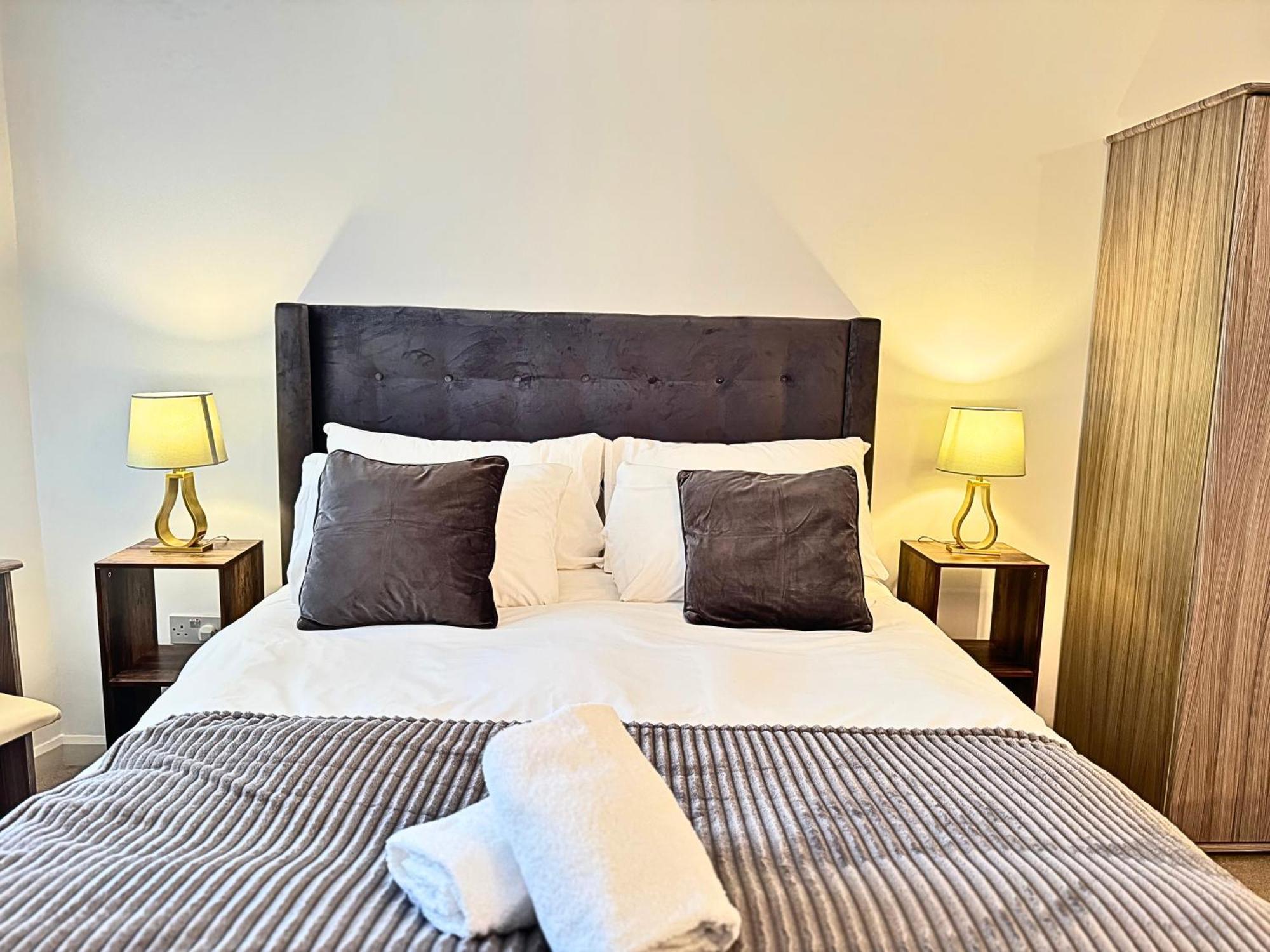 The Heart Of Kensington Mews - 3 Bedrooms House-Private Entrance-Hyde Park Walk Away-Green Park 9 Minutes Underground- The Best Of London With Glamour Of Kensington Exterior foto