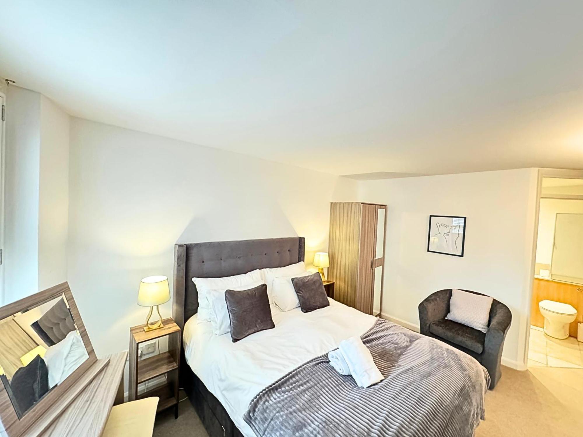 The Heart Of Kensington Mews - 3 Bedrooms House-Private Entrance-Hyde Park Walk Away-Green Park 9 Minutes Underground- The Best Of London With Glamour Of Kensington Exterior foto