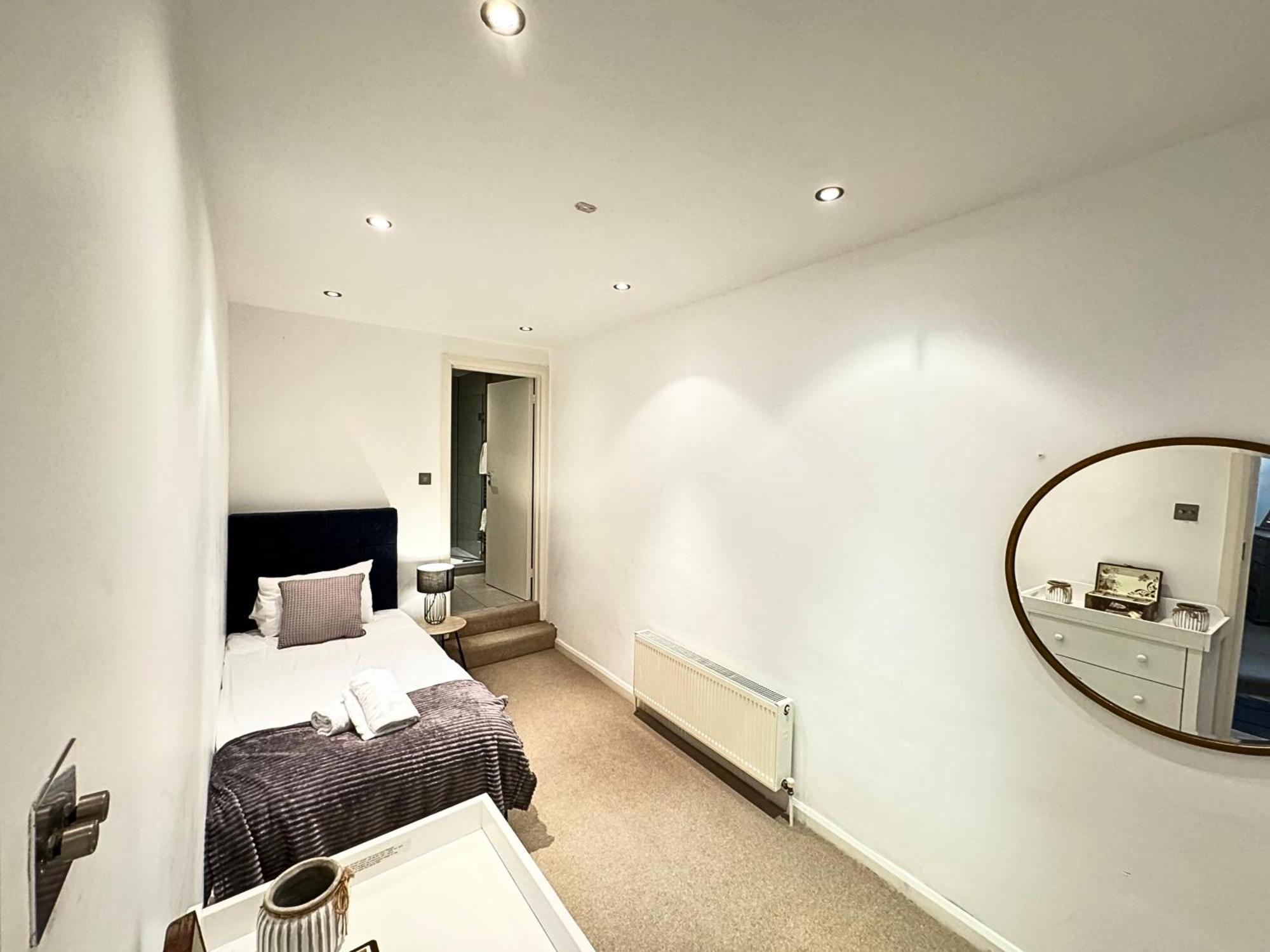 The Heart Of Kensington Mews - 3 Bedrooms House-Private Entrance-Hyde Park Walk Away-Green Park 9 Minutes Underground- The Best Of London With Glamour Of Kensington Exterior foto