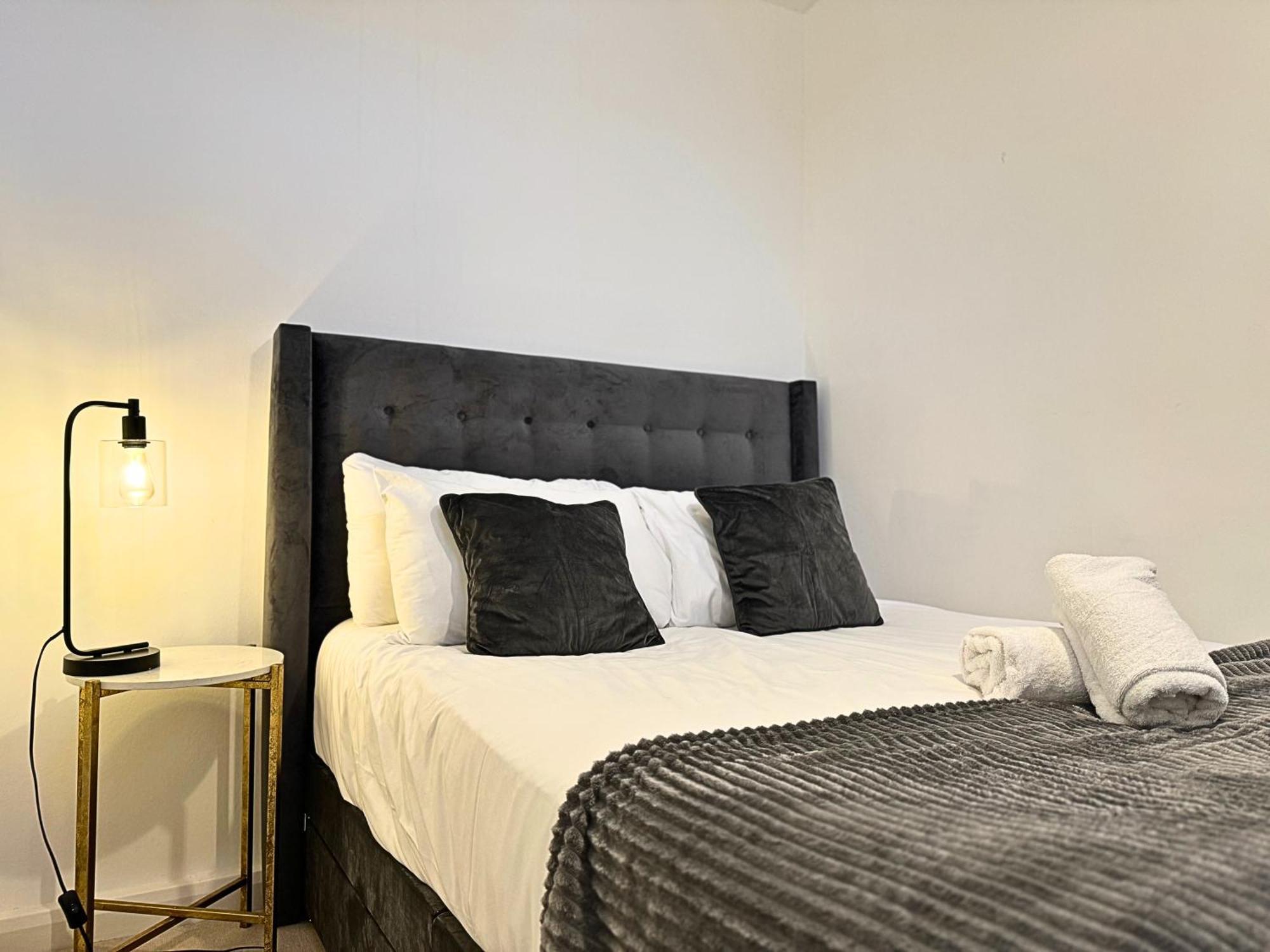 The Heart Of Kensington Mews - 3 Bedrooms House-Private Entrance-Hyde Park Walk Away-Green Park 9 Minutes Underground- The Best Of London With Glamour Of Kensington Exterior foto