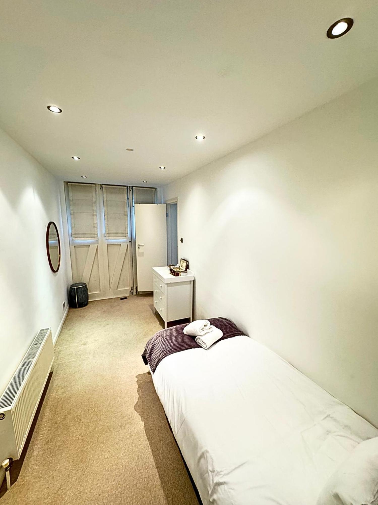 The Heart Of Kensington Mews - 3 Bedrooms House-Private Entrance-Hyde Park Walk Away-Green Park 9 Minutes Underground- The Best Of London With Glamour Of Kensington Exterior foto